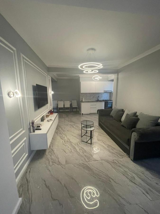 B&P Apartments Mamaia Nord 5 Navodari Exterior photo